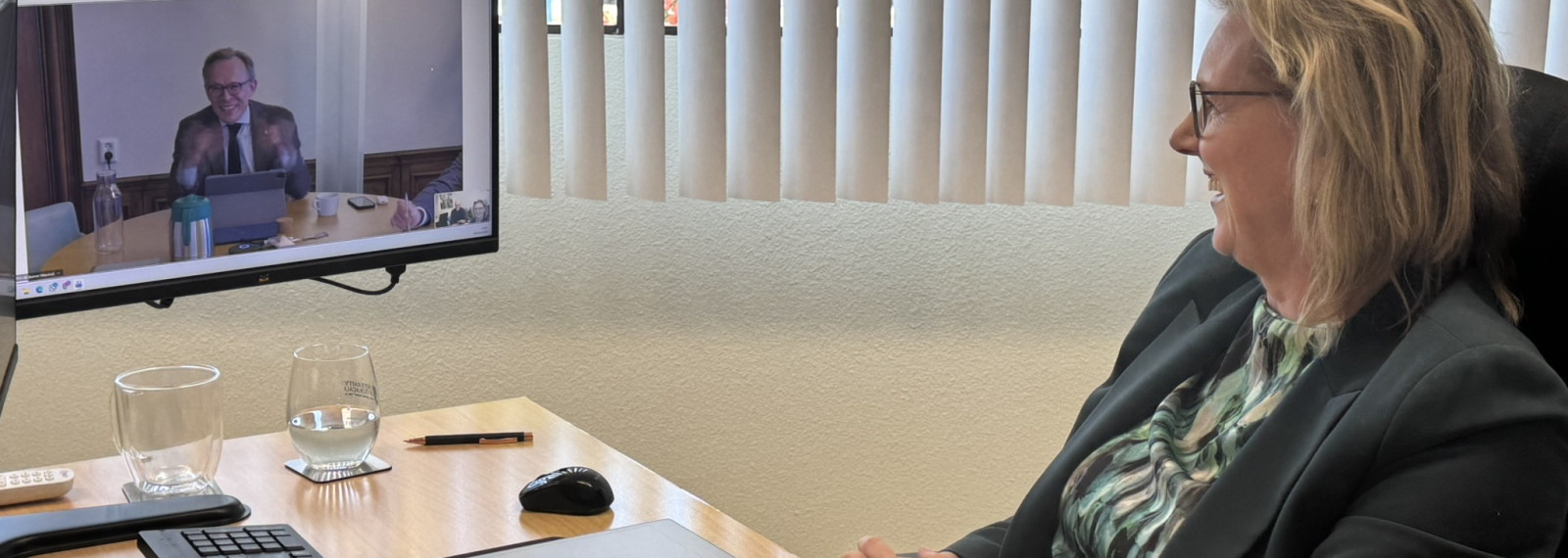 Intensievere samenwerking van Universiteit van Curaçao en Vereniging Hogescholen